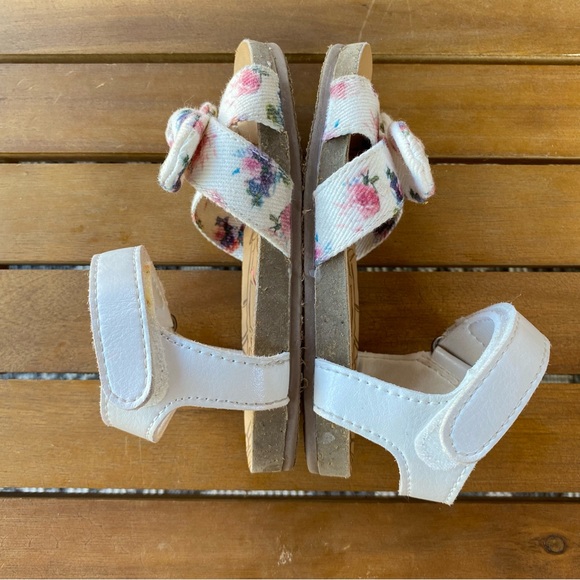 Blowfish Malibu Kids Ankle Strap Flat Sandal - Picture 5 of 10